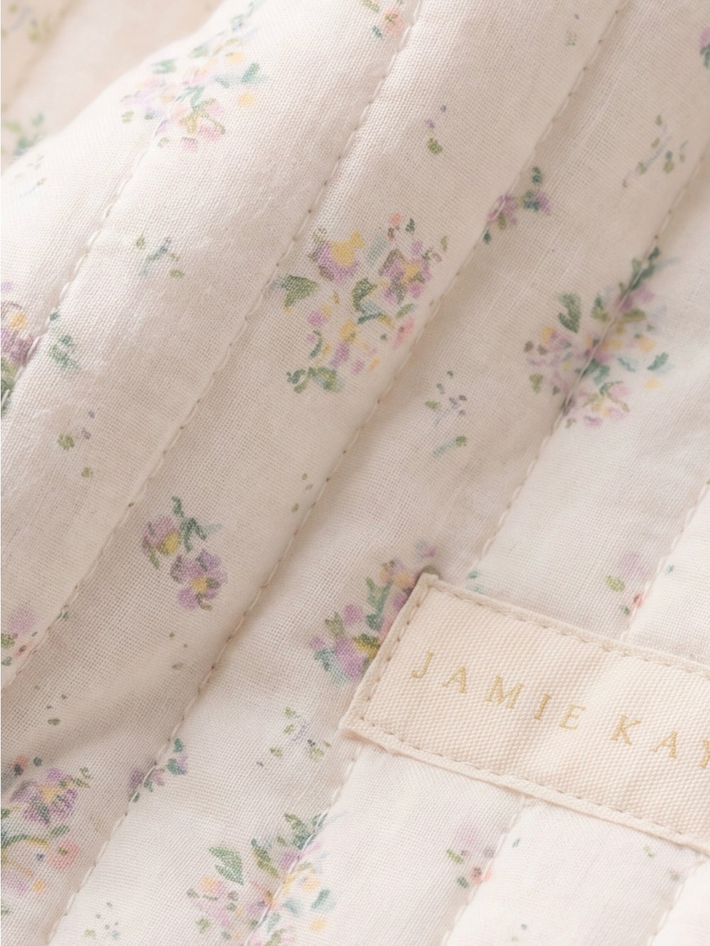 NWT Jamie Kay Adelaide Quilted Overnight Bag - Justine Orchid - Picture 3 of 5